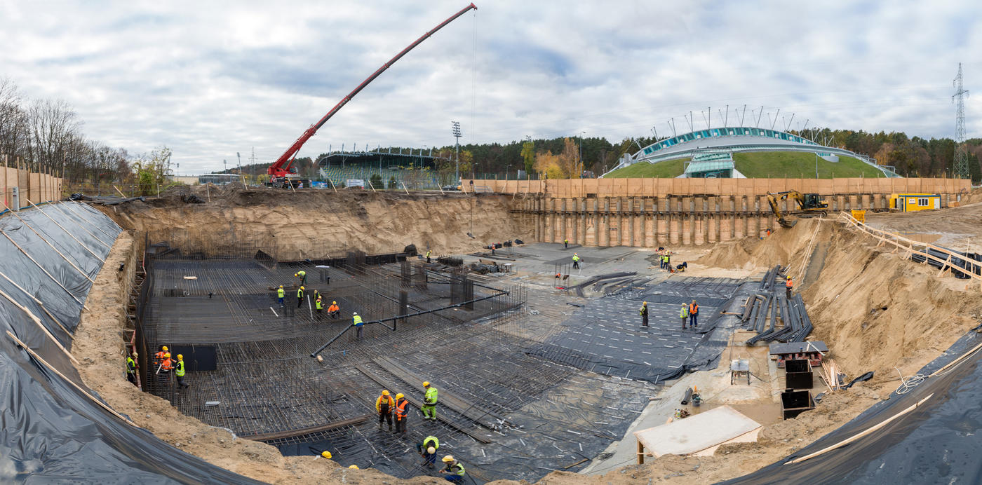 construction site, machinery , people